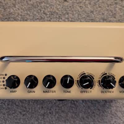 THR5 (V.2) 10-Watt Desktop Electric Guitar Amp image 2