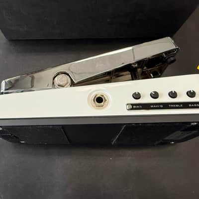 Xotic XW-1 Wah Guitar Pedal w/EWS Mounting Plate 2020s - Excellent shape image 7