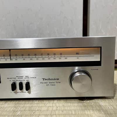 Technics ST 7300 Stereo Tuner image 2