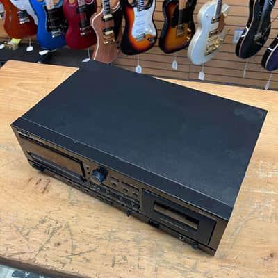 Tascam CD-A500 CD/Cassette Recorder image 2