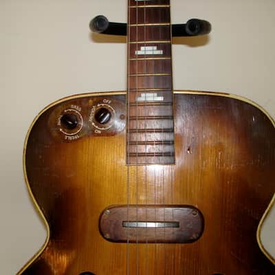 Kay 453 1940's tobaccoburst image 3
