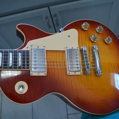 Gibson Les Paul Traditional, 2008, OHSC, Great player, Light flamed maple top image 14