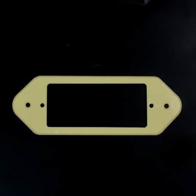 P90 Dog-ear to Mini Humbucker Pickup Adapter Ring ,1-Ply Cream