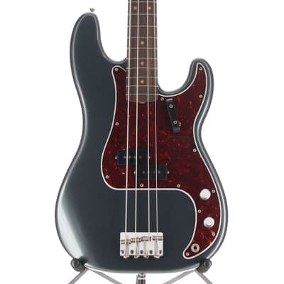 Fender Vintera® II Road Worn® '60s Precision Bass®, Rosewood Fingerboard, Charcoal Frost Metallic (D3) (54261)