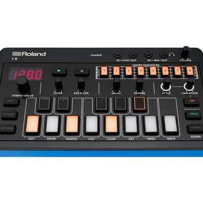 Roland AIRA Compact J-6 Chord Synthesizer image 2