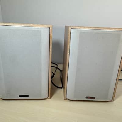 Klipsch KG1.5 Vintage Bookshelf Speakers - Whitewash finish - Sequential Serial #s - RARE! image 2