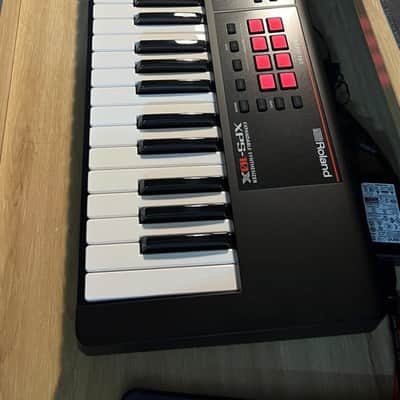 Roland XPS-10X Synthesizer image 1