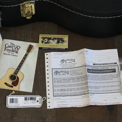 2004 Martin Custom Shop 000-28 Adirondack Acoustic Guitar Natural + OHSC image 2
