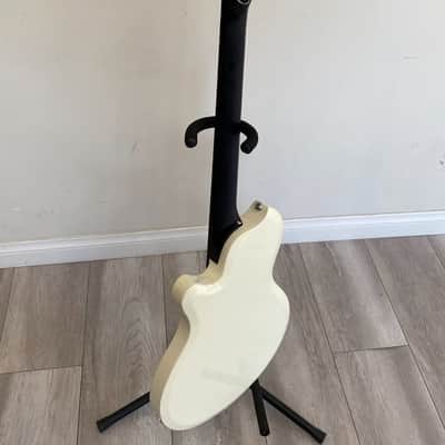Supro WestBury Cream Color Electric, Right Handed Guitar image 5