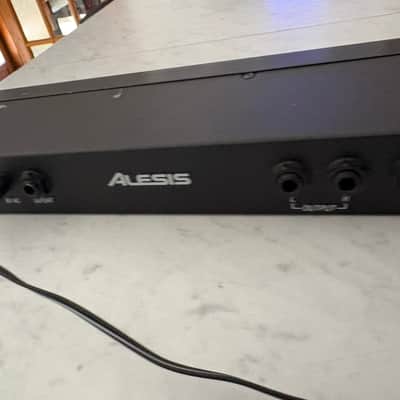 Alesis MicroVerb III 16-Bit Digital Reverb and Delay 1991 - 1996 - Black image 7