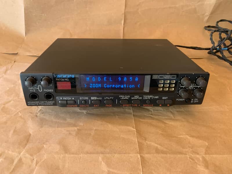 Zoom 9050 Advanced Instrument Effects Processor 90s VGC with p/s