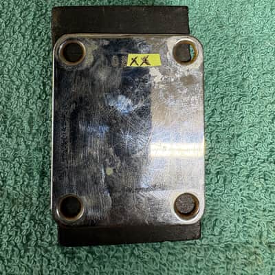 1954-Fender Stratocaster Neck Plate repro? image 9