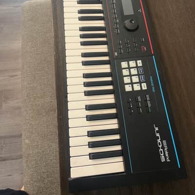 Roland Juno DS61 Synthesizer 2018 - Present - Black