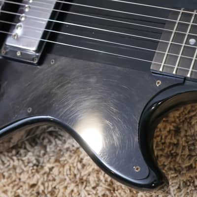 Video! 1986 Gibson Melody Maker Black - Ebony Fretboard - Gen 4 Chainsaw Case image 6