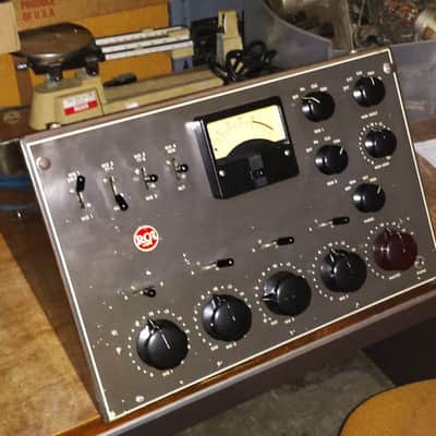RCA Tube Console BC5 re-built Studio Ready BC-5 BC-3 BC-6 Family 1960's image 7