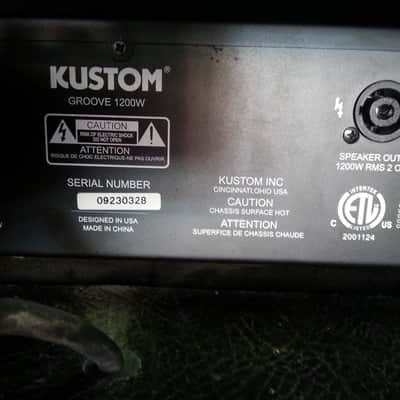 Kustom Groove 310C 1200 watt combo amp 3 x 10" Tilt Back Roller image 10