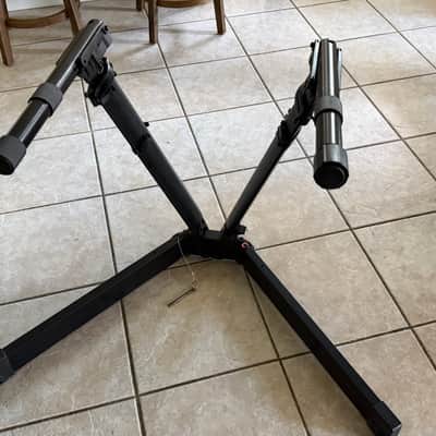 Ultimate Support VS88B V Stand Pro Keyboard Stand 2010s - Black image 2