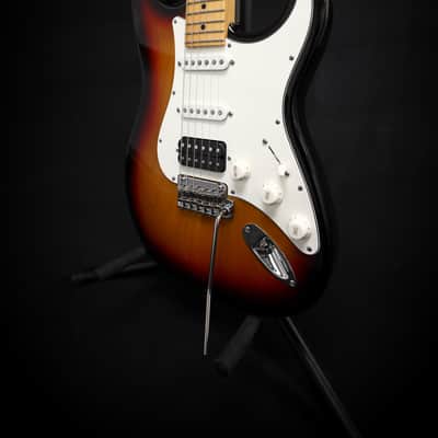 Suhr Classic S HSS with Maple Fretboard 2018 - Present - 3 Tone Burst image 3