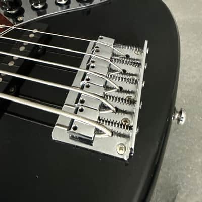 Sire Marcus Miller V7 5-String Bass - Black image 5