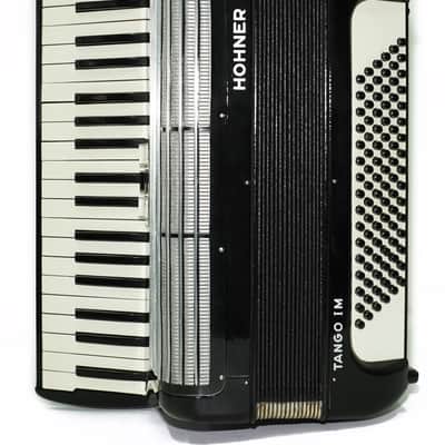 Hohner Tango IM Vintage Piano Accordion 96 Bass, made in Germany, Lightweight Original Keyboard Accordian, with New Straps, 2662 image 5
