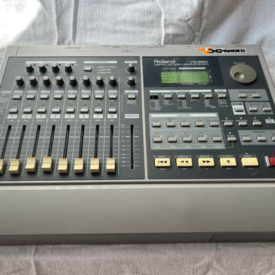 Roland VS-880EX Digital Studio Workstation 1998 - 2000 - Gray image 1