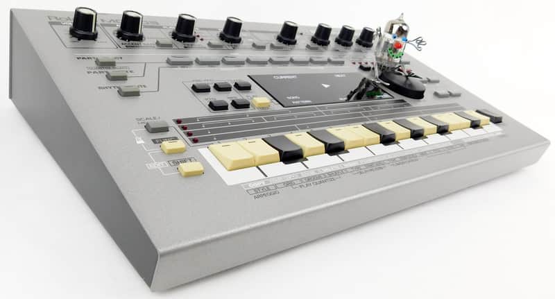 Roland MC-303 Synthesizer 303 808 909 Jupiter +Neuwertig OVP+ 1.5Jahre Garantie image 1