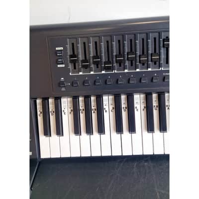 Novation Impulse 61 - MIDI Controllers - Black - Good image 5