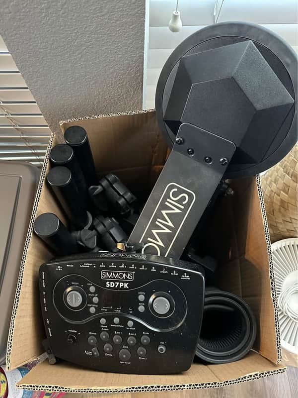 Simmons SD7PK Electronic Drum Set - Black image 1