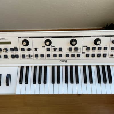 Moog Little Phatty Stage II Limited White Edition 2010 image 1