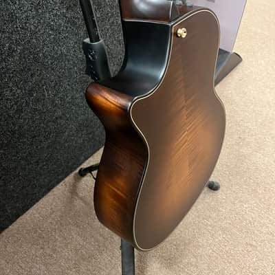 Taylor Builder's Edition 614CE Grand Auditorium Acoustic/Electric Guitar with V-Class Bracing, ES2 Pickup & Hardshell Case 2021 - Natural image 16