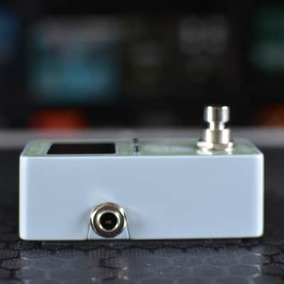 Electro-Harmonix EHX-2020-2.0 Pedal Tuner 2024 - Present - Green image 3