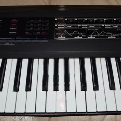 Roland D-50 61-Key Linear Synthesizer 1987 - 1992 - Black image 3