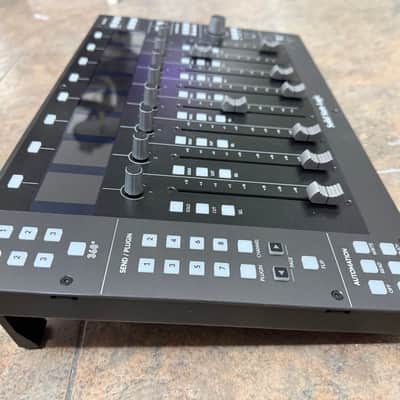 Solid State Logic SSL UF8 DAW Controller 2021 - Present - Black image 4