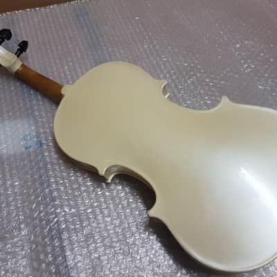 Alvarez Electric Violin image 3