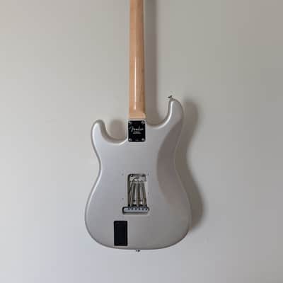 Fender Stratocaster 2000-2010 - Gloss Blizzard Pearl image 2