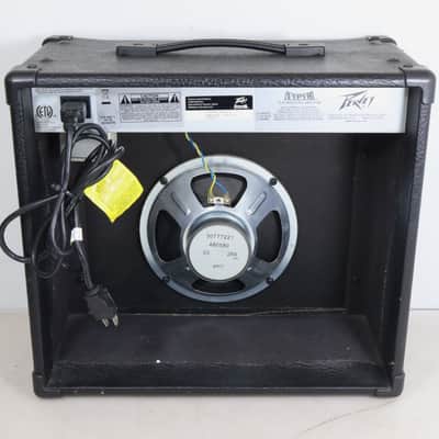 Peavey 15W Modeling Guitar Amp VYPYR 15 image 5