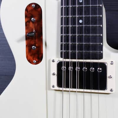 Eastman Juliet PB Electric Guitar – Boutique Offset w/ Bare Knuckle Pickup, Okoume Body, Premium Gig Bag image 7