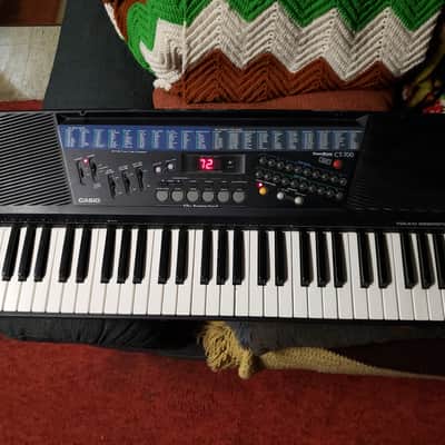 Vintage Casio CT-700 Tone Bank Keyboard Multi-Accompaniment System, Works Superbly! image 2