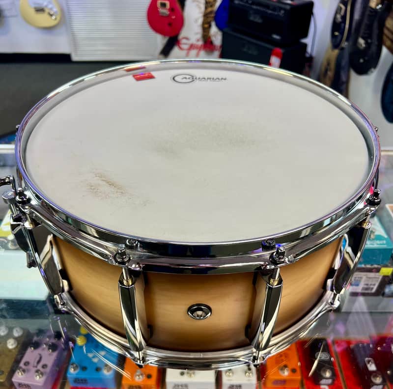 Pearl Masters Maple Complete Snare, Satin Natural, 14"x6.5" - Pre Owned image 1