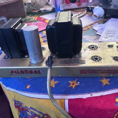Pilotone High Fidelity Amplifier model: AA-902 1953 - Gold image 1