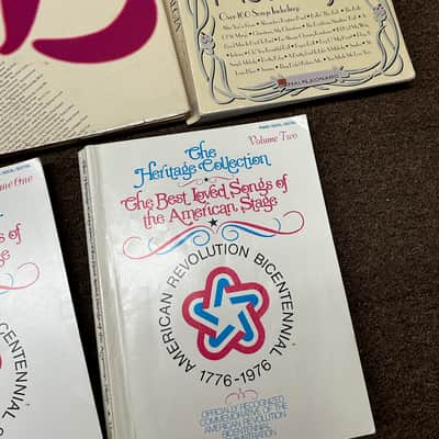 Lot of 5 Used Vintage Piano Books more than 400 SONGS including Broadway, Heritage Collection Book 1 & 2 , & More image 3