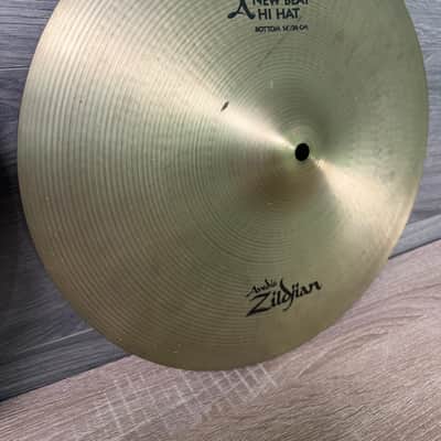 Zildjian Avedis Zildjian New Beat Hi-hats - 14 inches Cymbal Pair #3186 image 7
