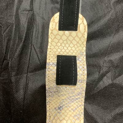 LM LS32-BK 2" Southwestern Snake End Suede Black New Guitar Strap image 3