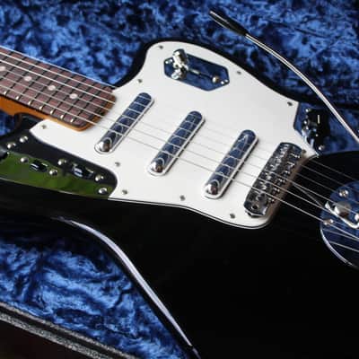 FENDER "Limited Edition Johnny Marr Signature Special Jaguar" HARDCASE, 3, 99 KG image 3