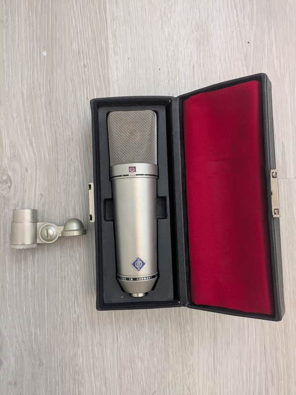 Neumann U 87 1967 - 1985 - Nickel Recapped image 1