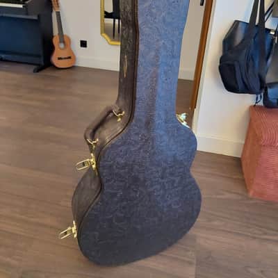Taylor 618e with V-Class Bracing | Antique Blonde image 12