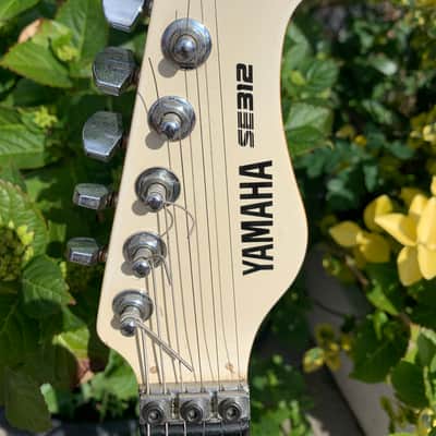 Yamaha SE-312 White image 2