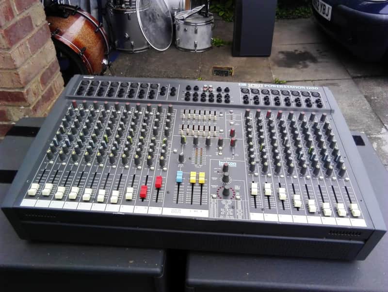 Spirit Powerstation 1200 Mixer image 1