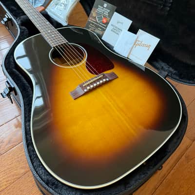 2025 Gibson J-45 Standard - Vintage Sunburst image 1