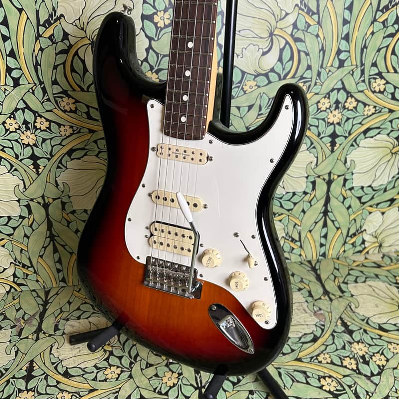 Fender American Performer Stratocaster HSS 3-Tone Sunburst 2021 image 1